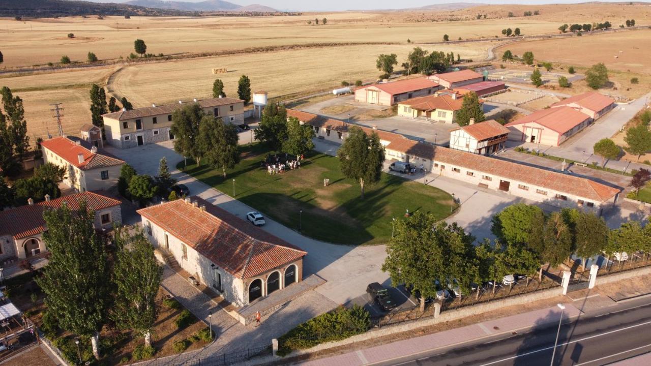 Hostal Las Paneras Avila Bagian luar foto