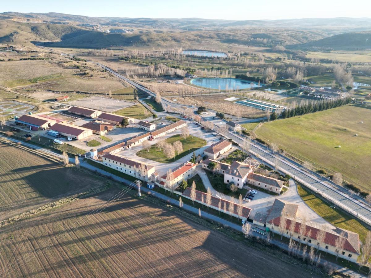 Hostal Las Paneras Avila Bagian luar foto